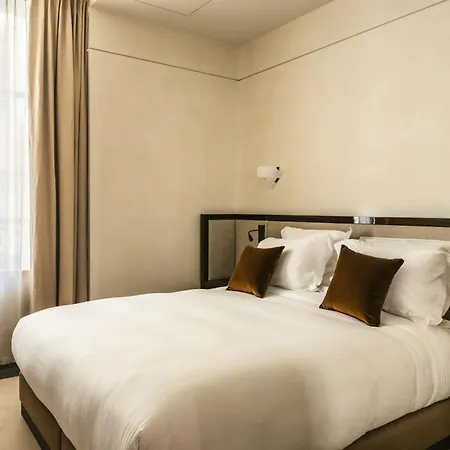 Mondovi Luxury Suites-2