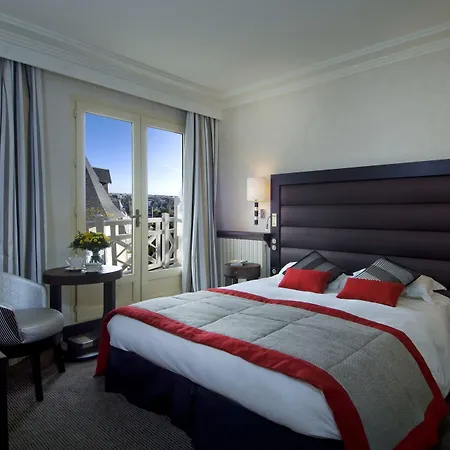 Grand Hôtel Des Thermes-3