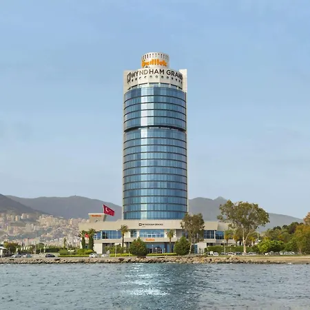 Wyndham Grand Izmir Ozdilek Thermal & Spa-2