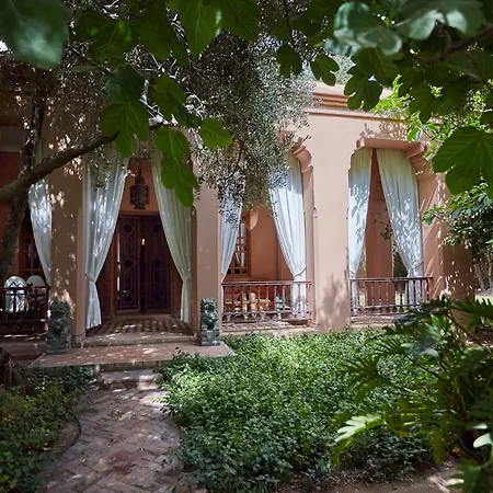 Dar Ayniwen Garden Hotel & Bird Zoo-2