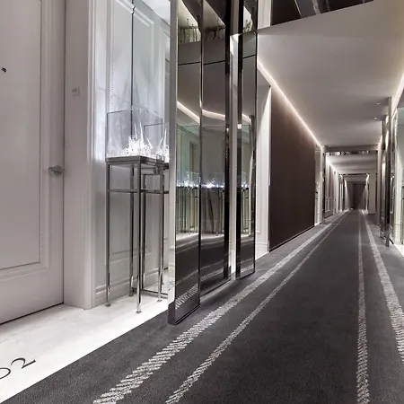 Baccarat Hotel And Residences New York-3