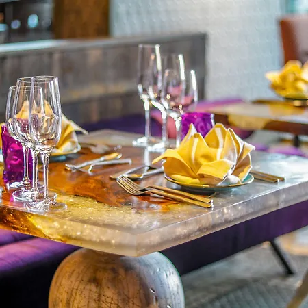 Crowne Plaza Muscat Ocec By Ihg-3