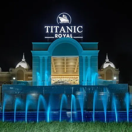 Titanic Royal-Families And Couples Only-2