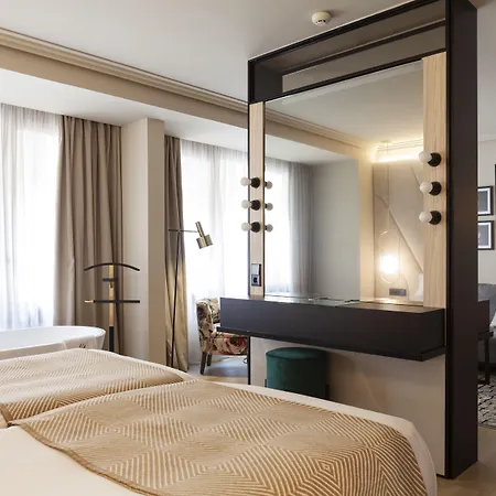 Nivia Born Boutique Hotel-3
