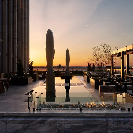 Equinox Hotel New York-3