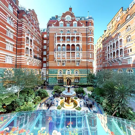 Taj 51 Buckingham Gate Suites And Residences-2