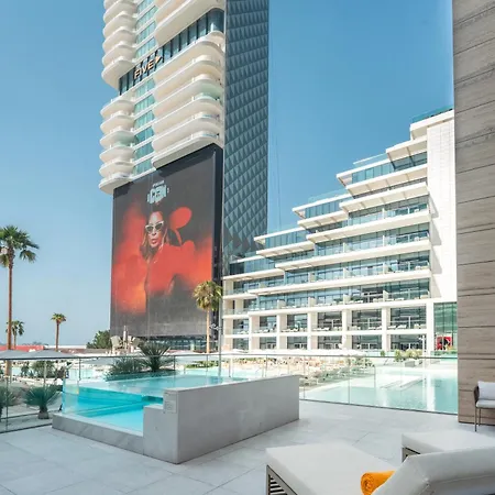 Five Luxe-2