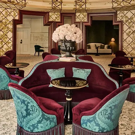 Hôtel Barrière Fouquet's Paris-2