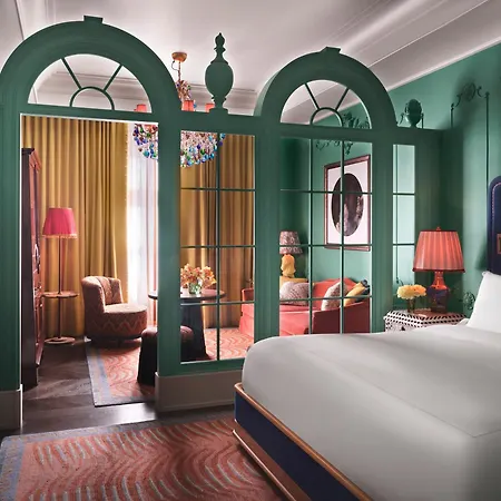 The Fifth Avenue Hotel-2