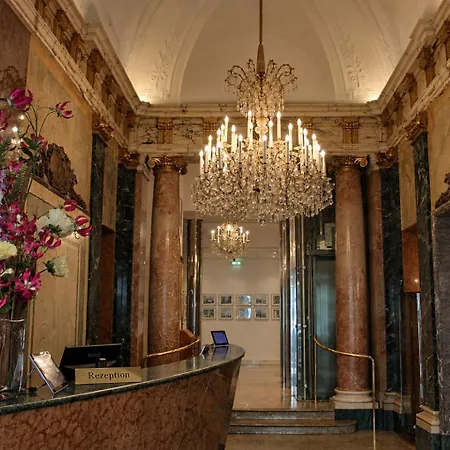 Hotel Ambassador-2