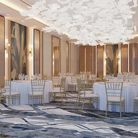 Crowne Plaza - Dubai Jumeirah By Ihg-2
