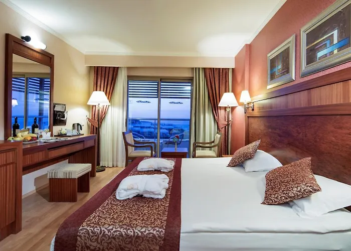 Alba Royal Hotel (Adults Only) Sidé