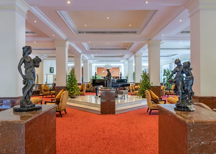 Seven Seas Hotel Blue Sidé