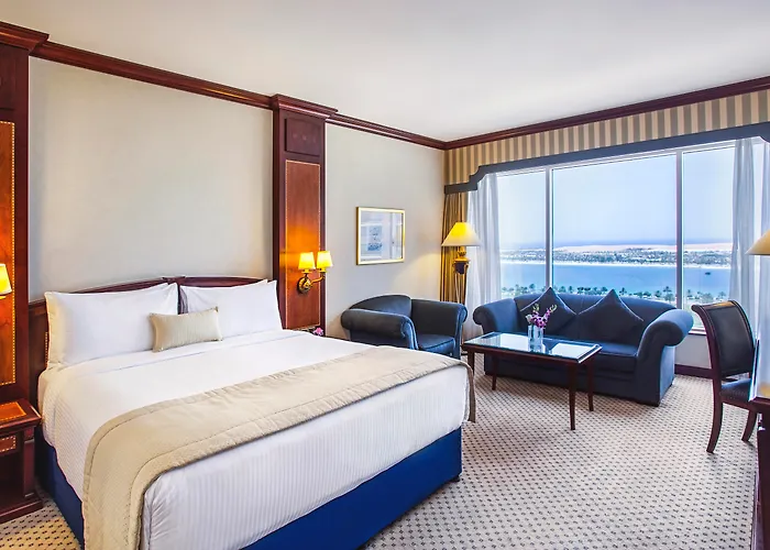 Corniche Hotel Abou Dabi