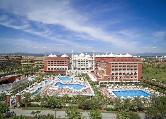 Royal Taj Mahal Hotel Sidé