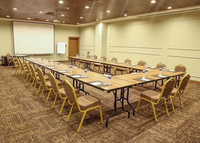 La Quinta By Wyndham Istanbul Gunesli