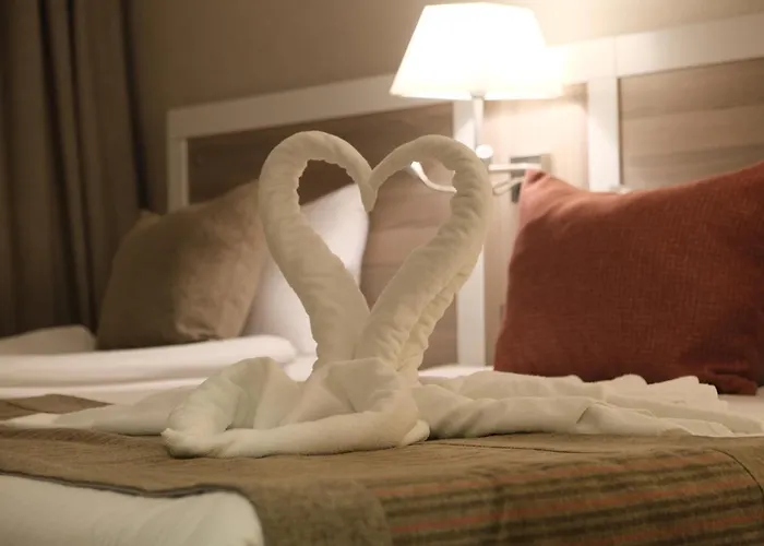 Lrs Hotels Port River Hotel & Spa Sidé