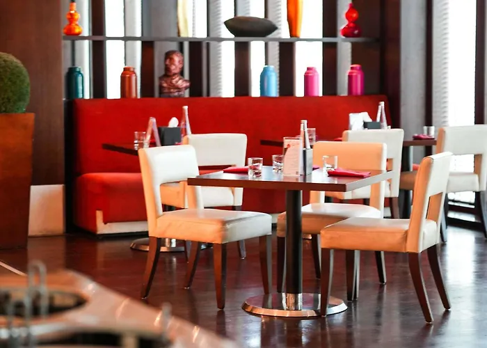 Hotel Moevenpick Grand Al Bustan à Dubaï