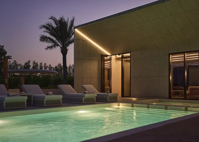 Officers Club & Hotel Abou Dabi