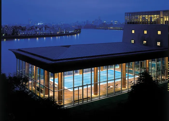 Canary Riverside Plaza Hotel Londres