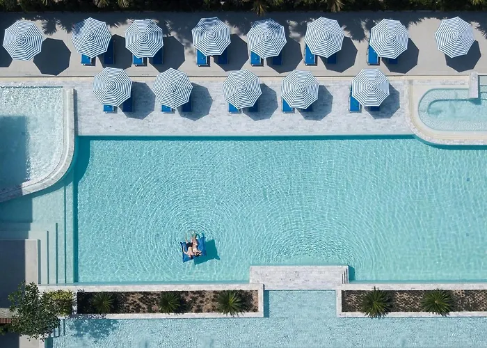 Seabed Grand Hotel Phuket